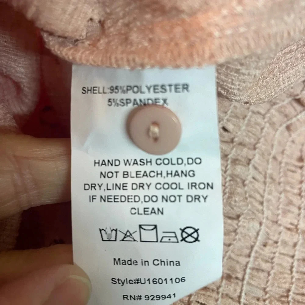 Suzanne Betro women’s pink eyelet trim blouse size large - Picture 6 of 7